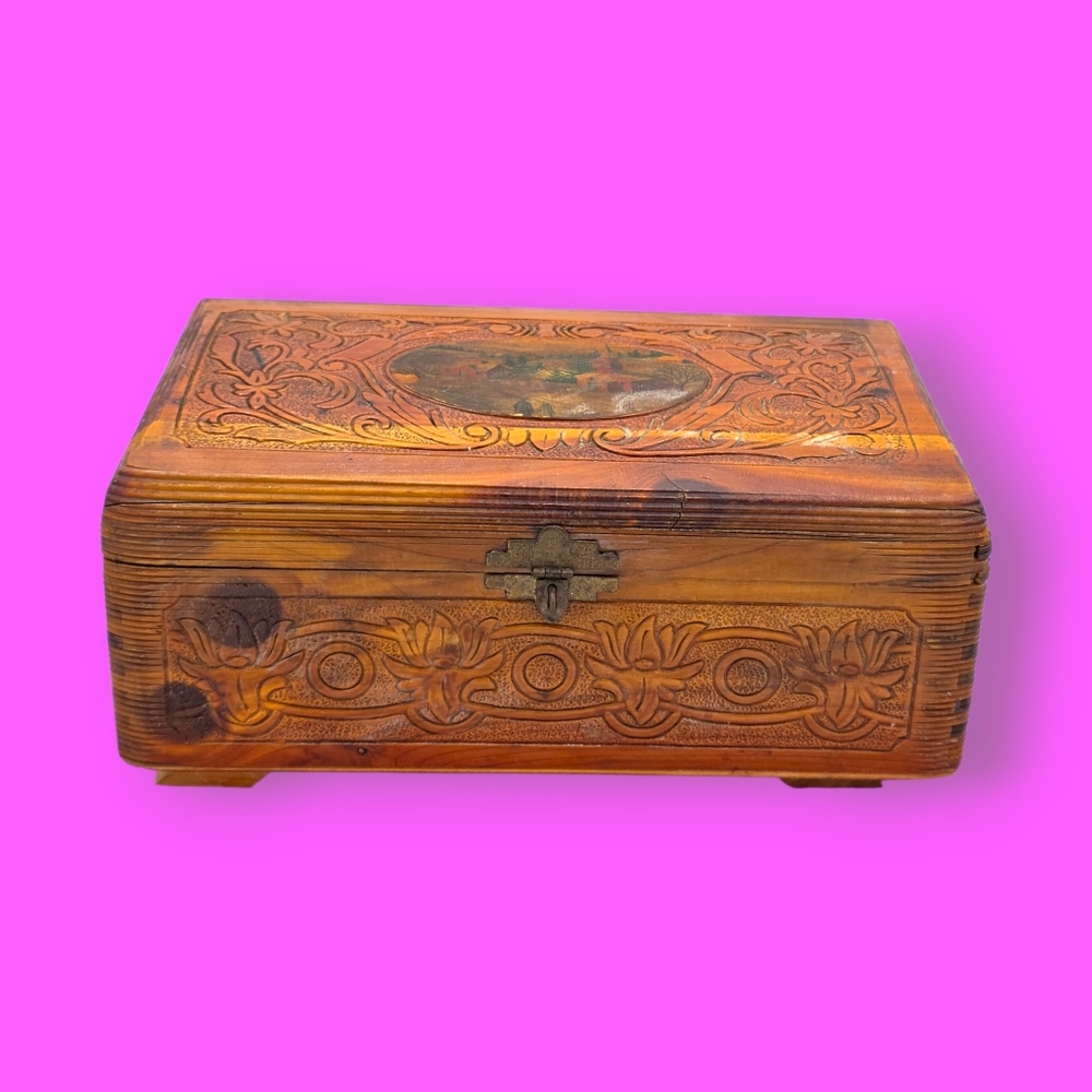 Vintage Cedar Wood Carved Jewelry Trinket Box With Mirror & Country Scene Design